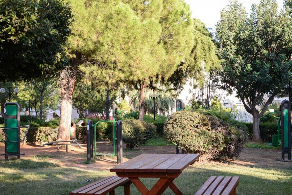 Beautiful House In Alimos Near To The Beach And Metro Aten Exteriör bild