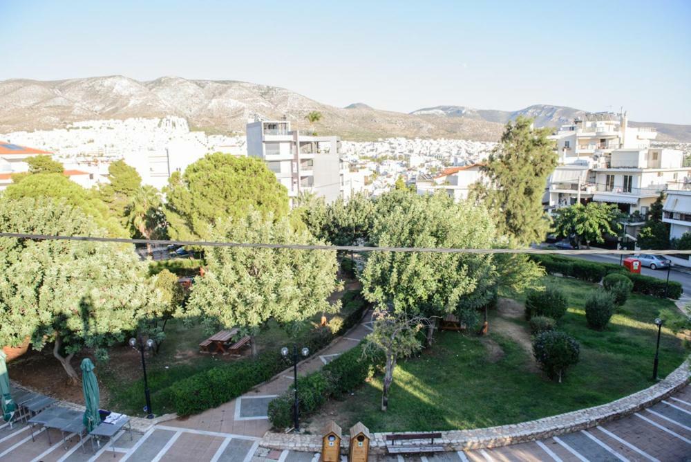 Beautiful House In Alimos Near To The Beach And Metro Aten Exteriör bild