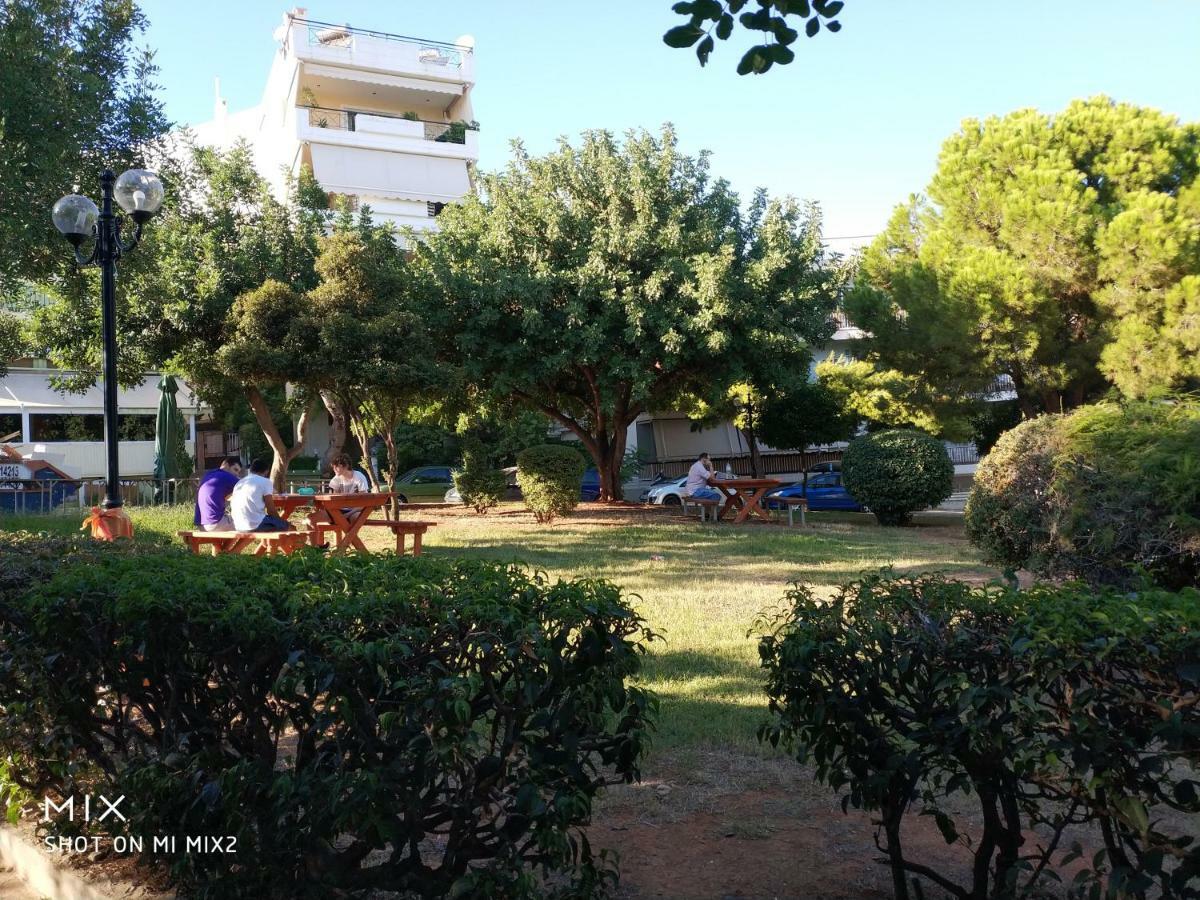 Beautiful House In Alimos Near To The Beach And Metro Aten Exteriör bild